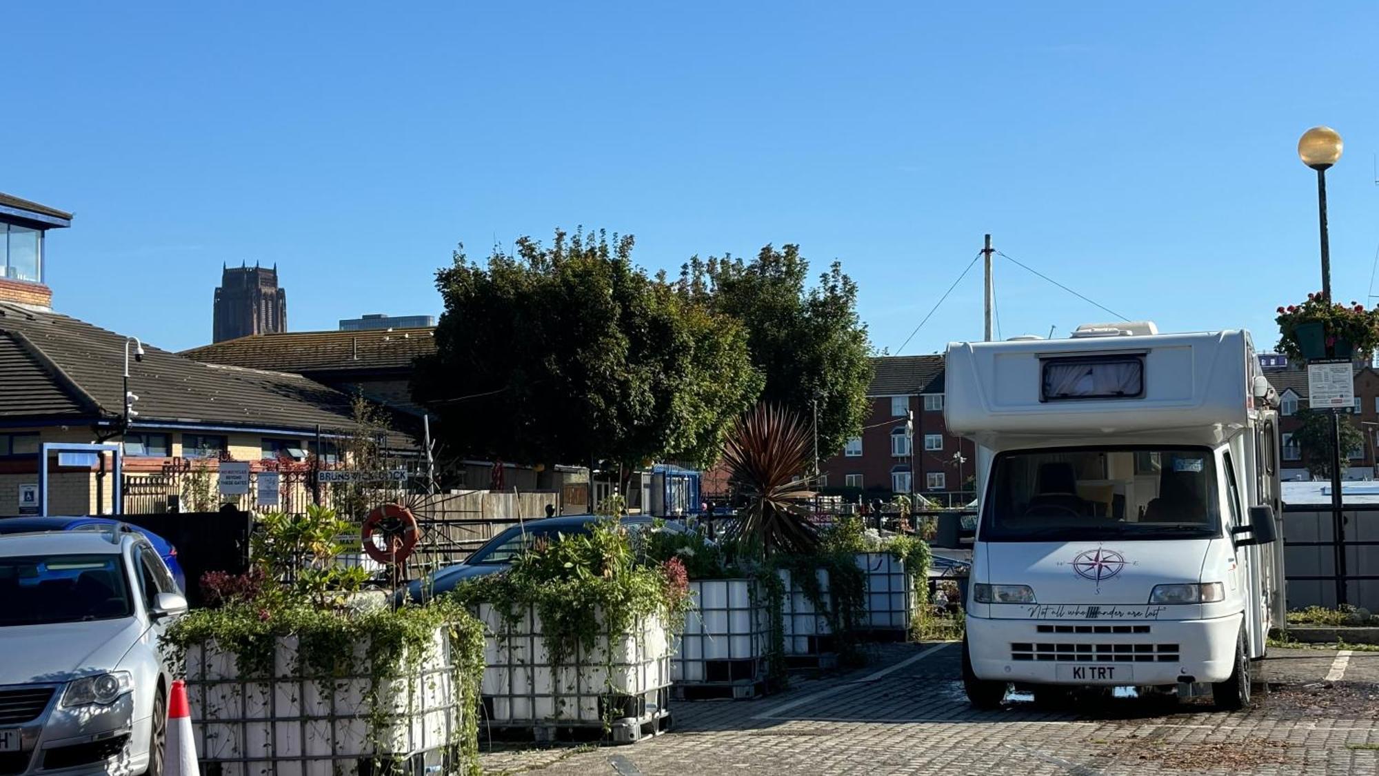 ホテル Cool Wheels On The Waterfront リヴァプール エクステリア 写真